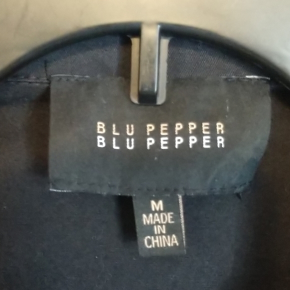 Coat - Picture 4 of 4